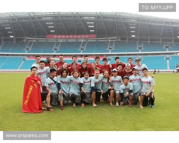 西安飞盘队在全国飞盘状态排行榜中荣登第八名展现出强劲实力 西安飞盘队在全国飞盘状态排行榜中荣登第八名展现出强劲实力