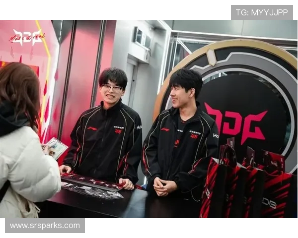 JDG与TES激烈对决谁能笑到最后赛季关键战役引发关注 JDG与TES激烈对决谁能笑到最后赛季关键战役引发关注